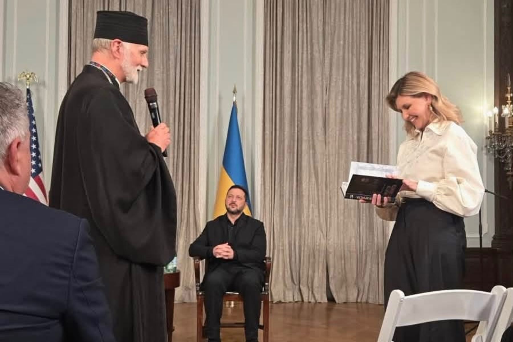 Митрополит Борис Ґудзяк і владика Павло Хомницький зустрілися з президентом України у США