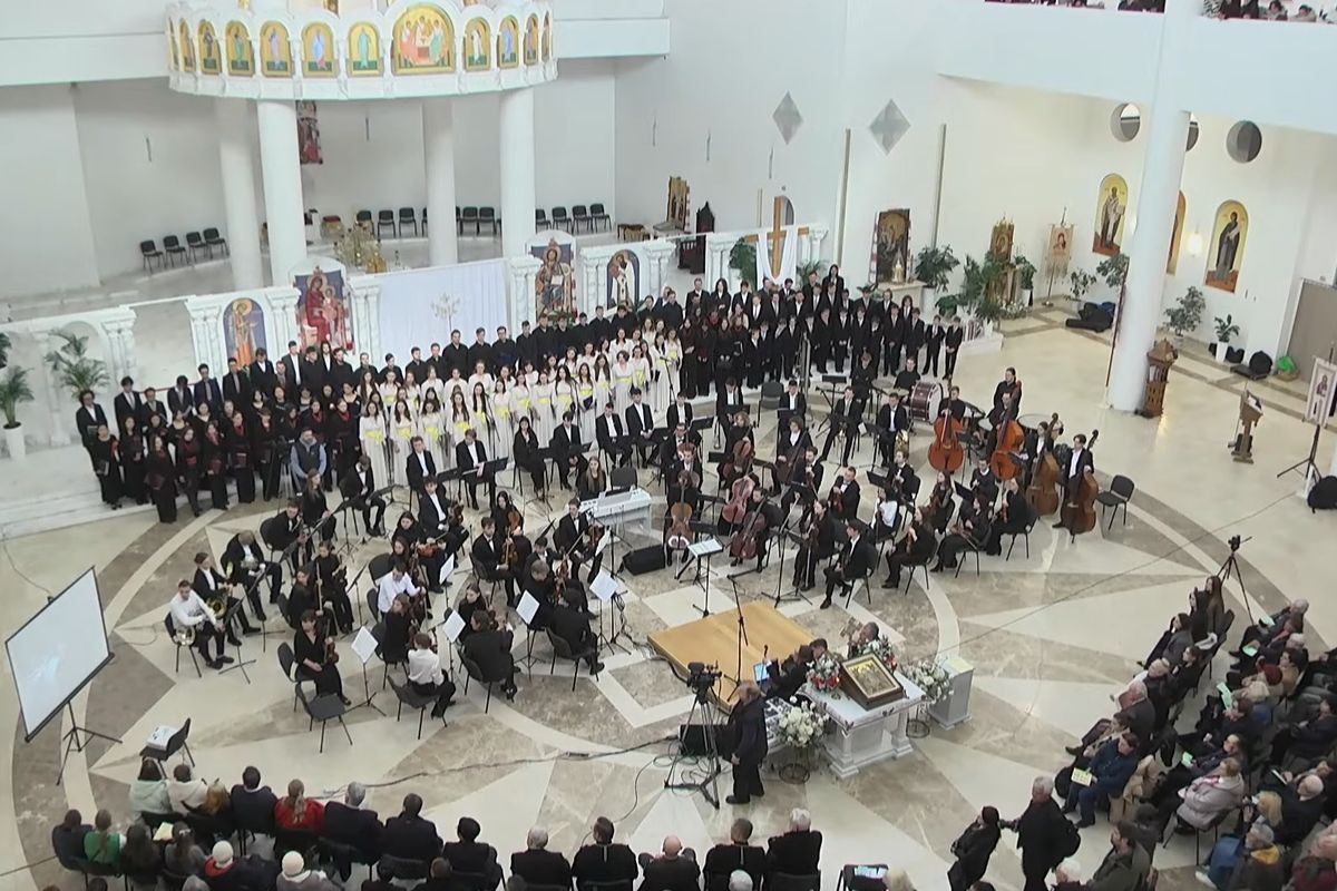 «Трагедія людського духу, спричинена радянською ідеологією»: У Патріаршому соборі відбувся концерт-реквієм до 40-х роковин Чорнобильської катастрофи 