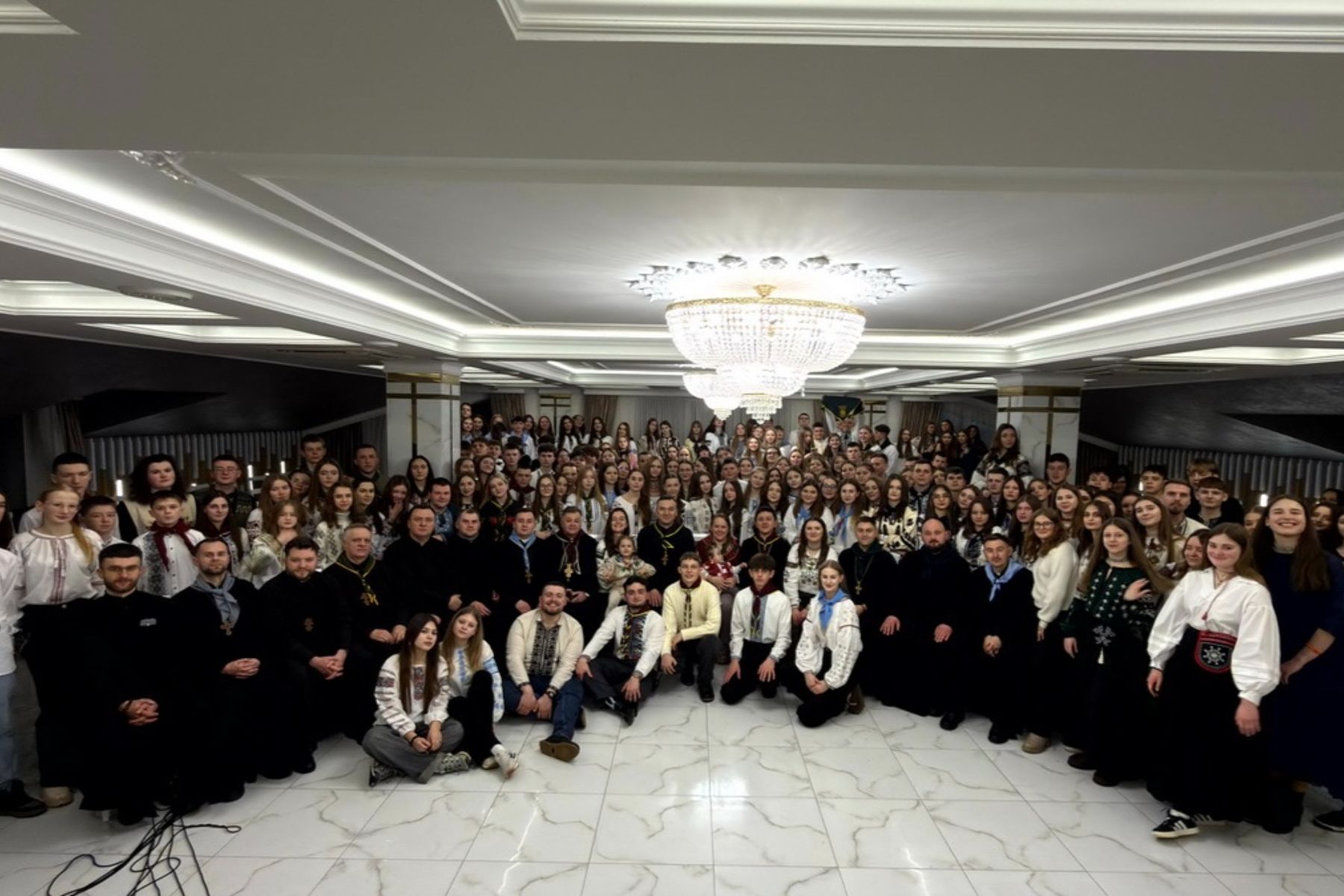 Близько триста представників УМХ зібралися на&nbsp;Розколяду у&nbsp;Тернопільсько-Зборівській архиєпархії