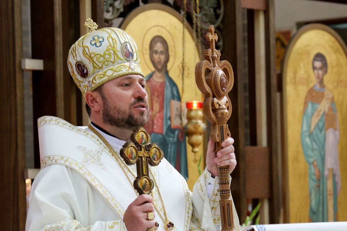 «Через Ваше служіння Господь торкається найбільш постраждалих від війни», — Глава УГКЦ привітав владику Миколу Бичка з 5-річчям хіротонії