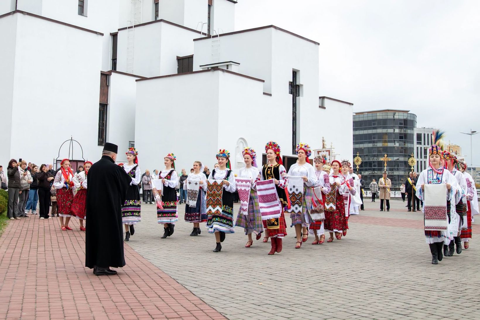 Митрополит Ігор Возьняк закликав молитися за мир в Україні за заступництвом святого Івана Павла ІІ Митрополит Ігор Возьняк закликав молитися за мир в Україні за заступництвом святого Івана Павла ІІ