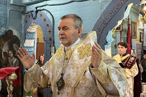 Блаженніший Святослав привітав владику Дмитра Григорака із 70-річчям