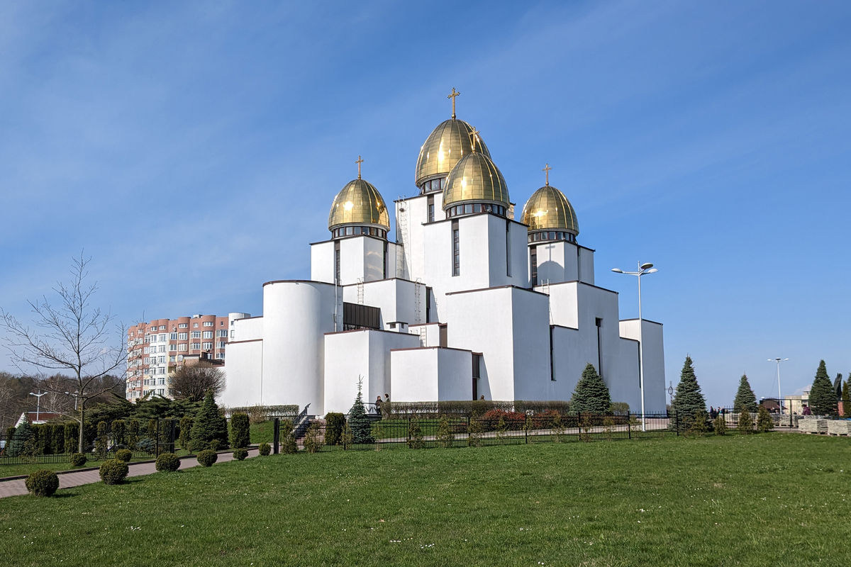 У Велику п’ятницю у Львові підпалили двері храму УГКЦ