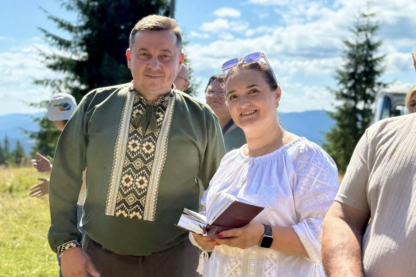 Єпископи УГКЦ та МГКЄ очолили спільну молитву в каплиці Святого Губерта в Карпатах Єпископи УГКЦ та МГКЄ очолили спільну молитву в каплиці Святого Губерта в Карпатах