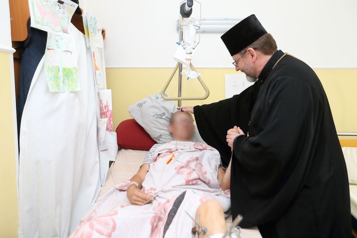 His Beatitude Sviatoslav visited the wounded defenders of Ukraine