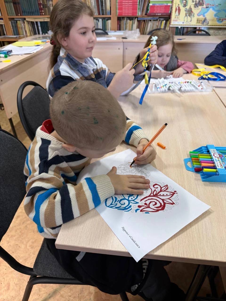 У Караганді відкрили українську майстерню для дітей