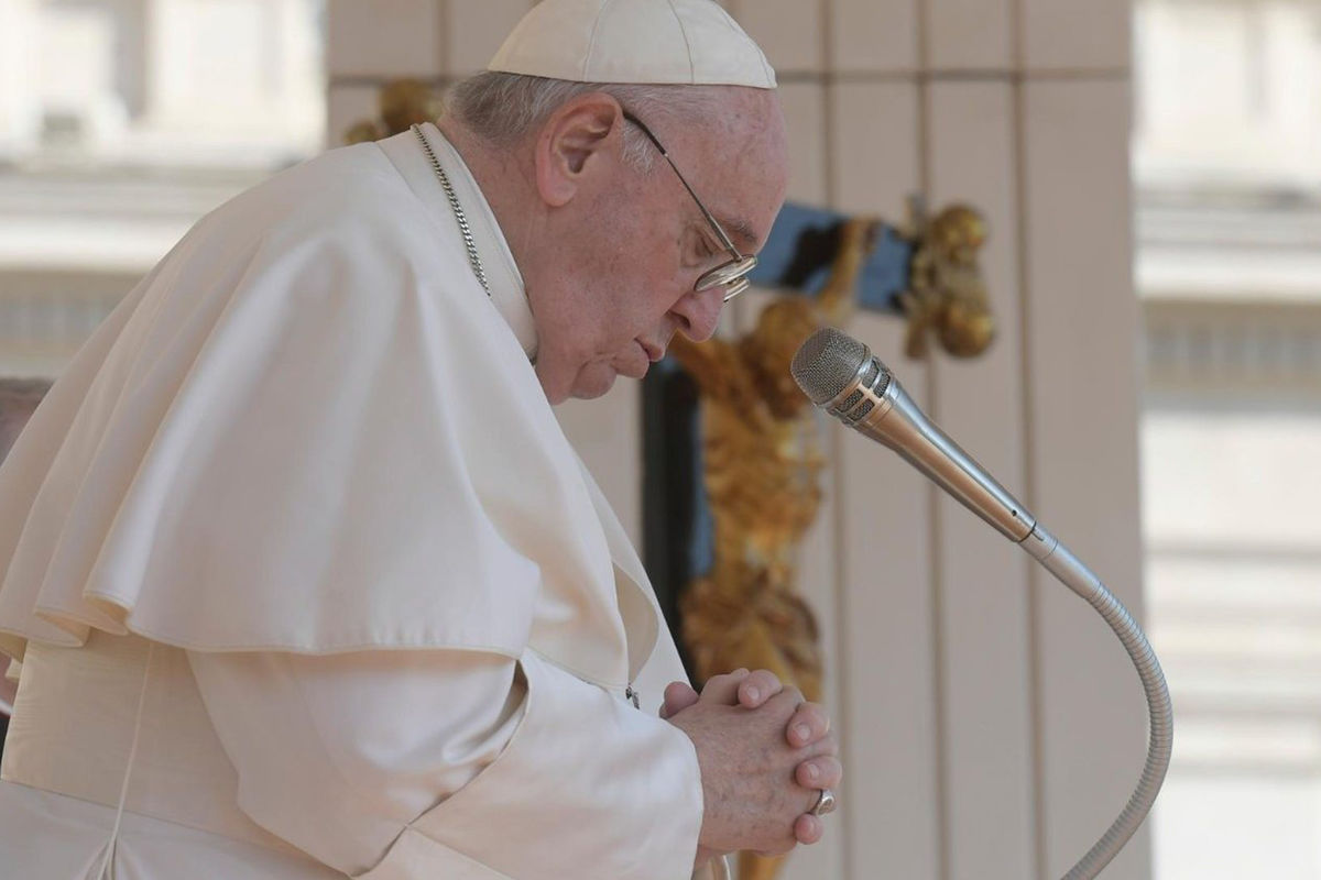 Папа Франциск: «Ношу в собі біль міст, які страждають від бомбардувань в Україні»