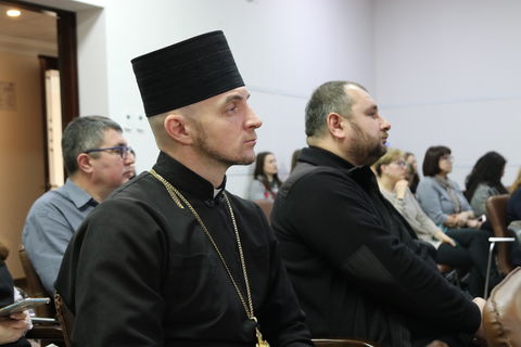 У Патріаршому домі представники Церкви, громади та політики обговорили проблему вживання алкоголю в Україні