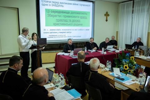Подружжя з України представило на Синоді УГКЦ досвід відновлення родин у час війни