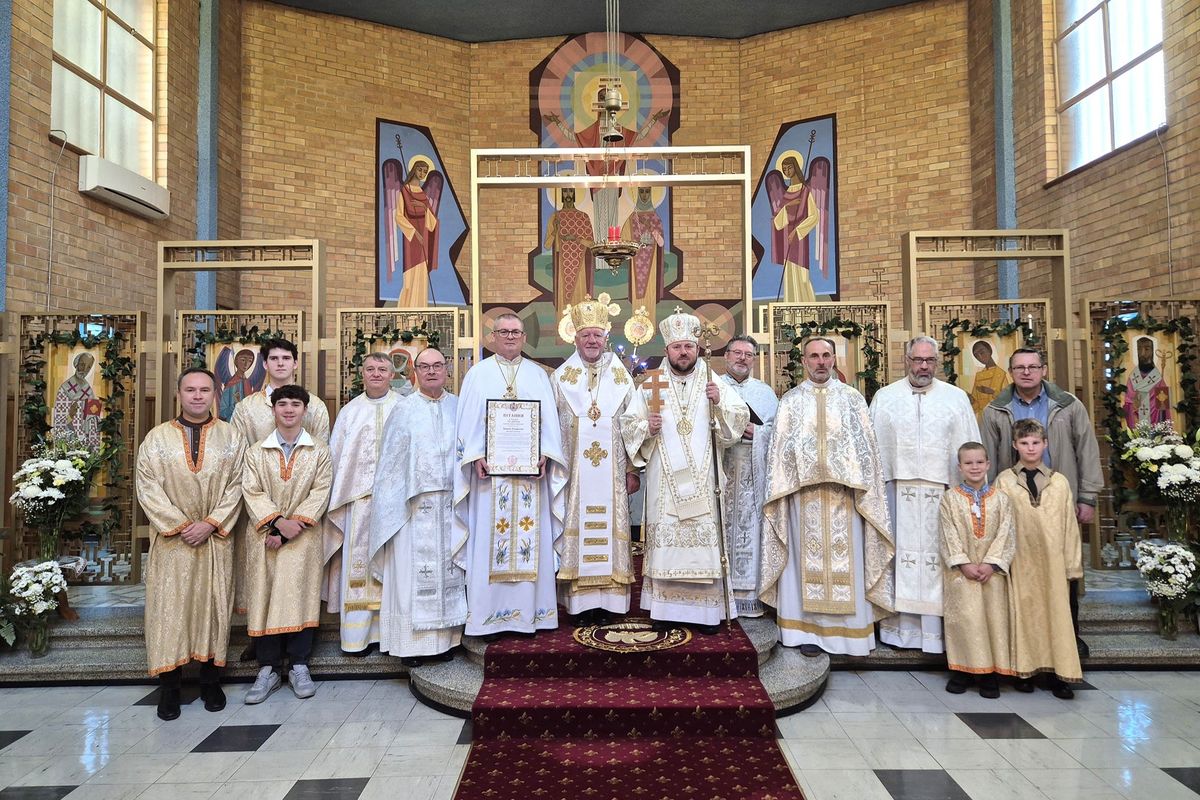 Metropolitan Volodymyr Viytyshyn Makes First Visit to Ukrainian Parishes in Adelaide