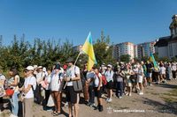 У пішу прощу на Крилоську гору вирушили паломники з різних куточків Прикарпаття У пішу прощу на Крилоську гору вирушили паломники з різних куточків Прикарпаття