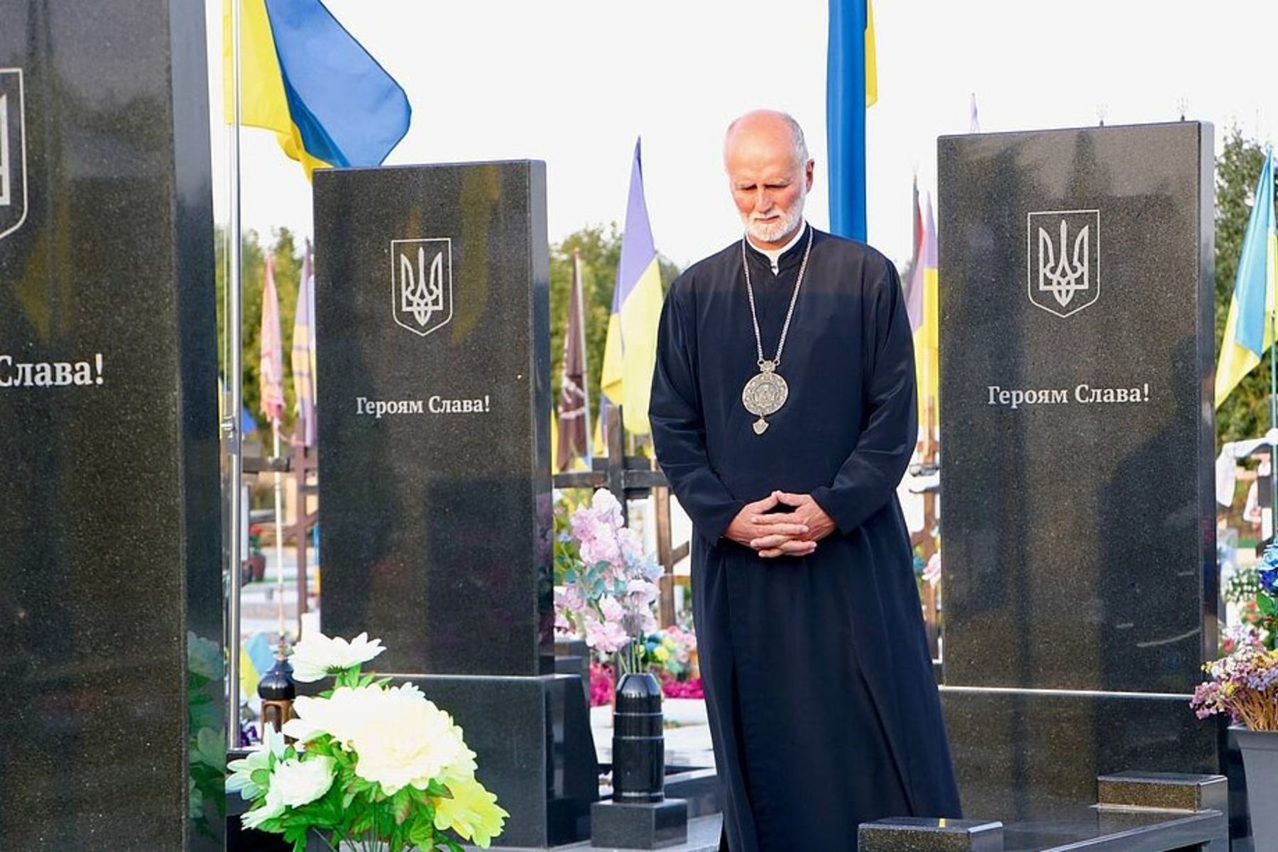 Митрополит Борис Ґудзяк у Полтаві: молитва, вшанування Героїв та розмова про лідерство під час війни