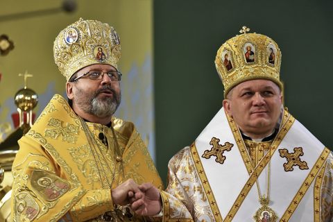 Блаженніший Святослав привітав владику Аркадія Трохановського з 50-річчям