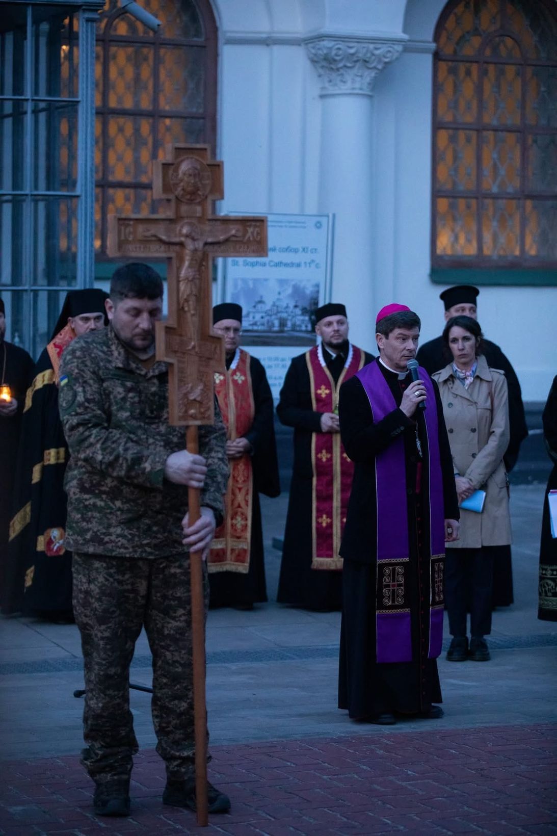 &laquo;У&nbsp;безсиллі беззахисного ми&nbsp;бачимо надію на&nbsp;Воскресіння і&nbsp;силу України&raquo;&nbsp;&mdash; Глава УГКЦ на&nbsp;Хресній дорозі у&nbsp;Софії Київській