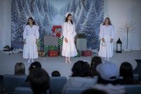 «Чудеса Різдва» біля Патріаршого собору: у Києві відкрили резиденцію Святого Миколая «Чудеса Різдва» біля Патріаршого собору: у Києві відкрили резиденцію Святого Миколая