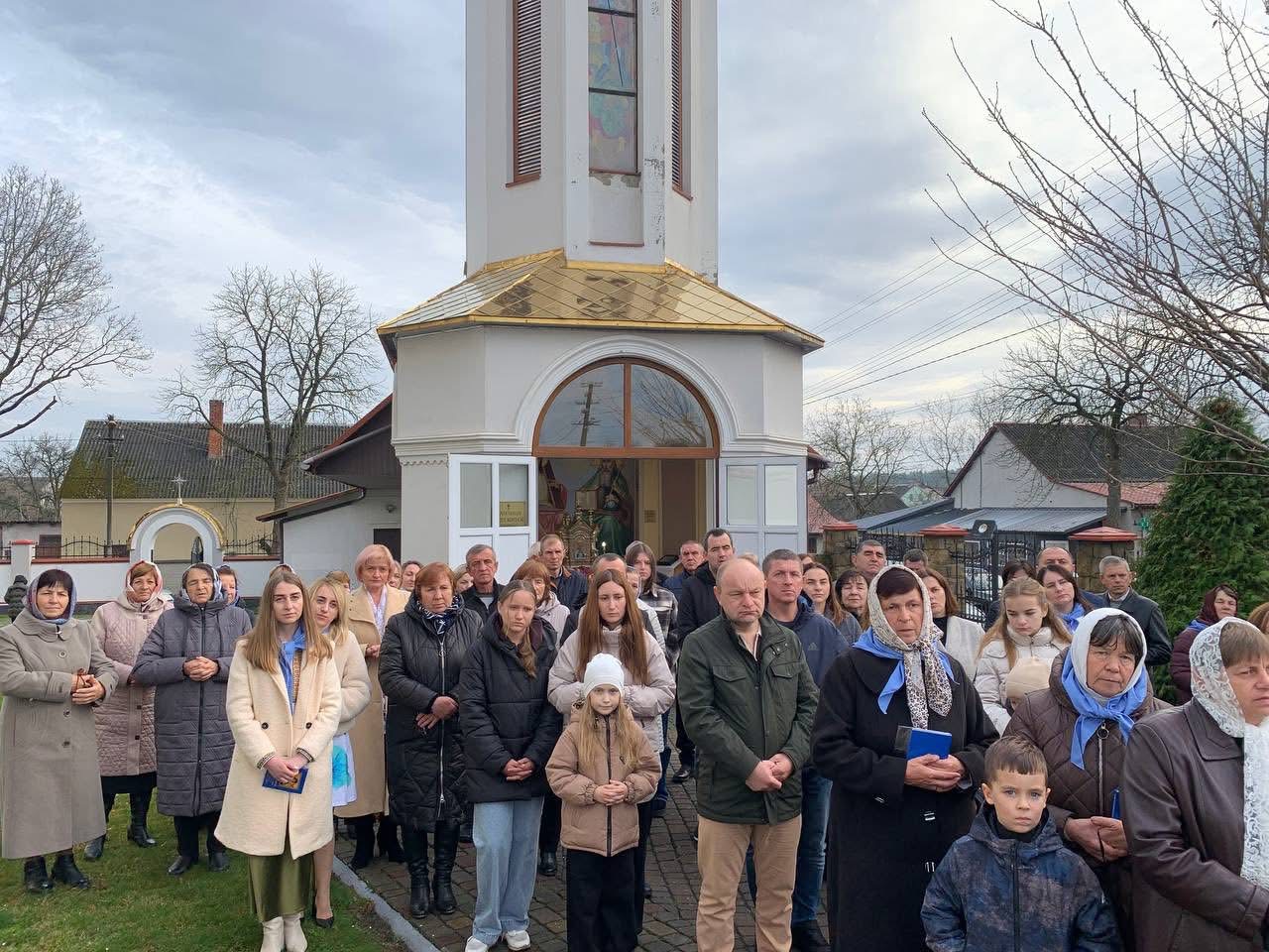 У Магерові заснували Архибратство Матері Божої Неустанної Помочі У Магерові заснували Архибратство Матері Божої Неустанної Помочі