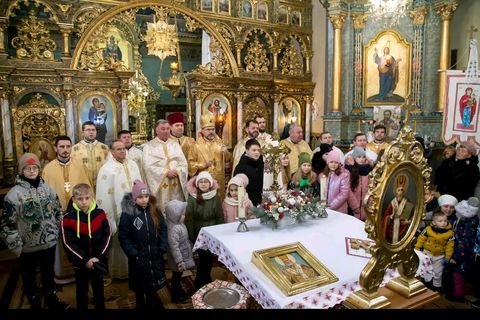 На Львівщині освятили новий престол у давньому храмі
