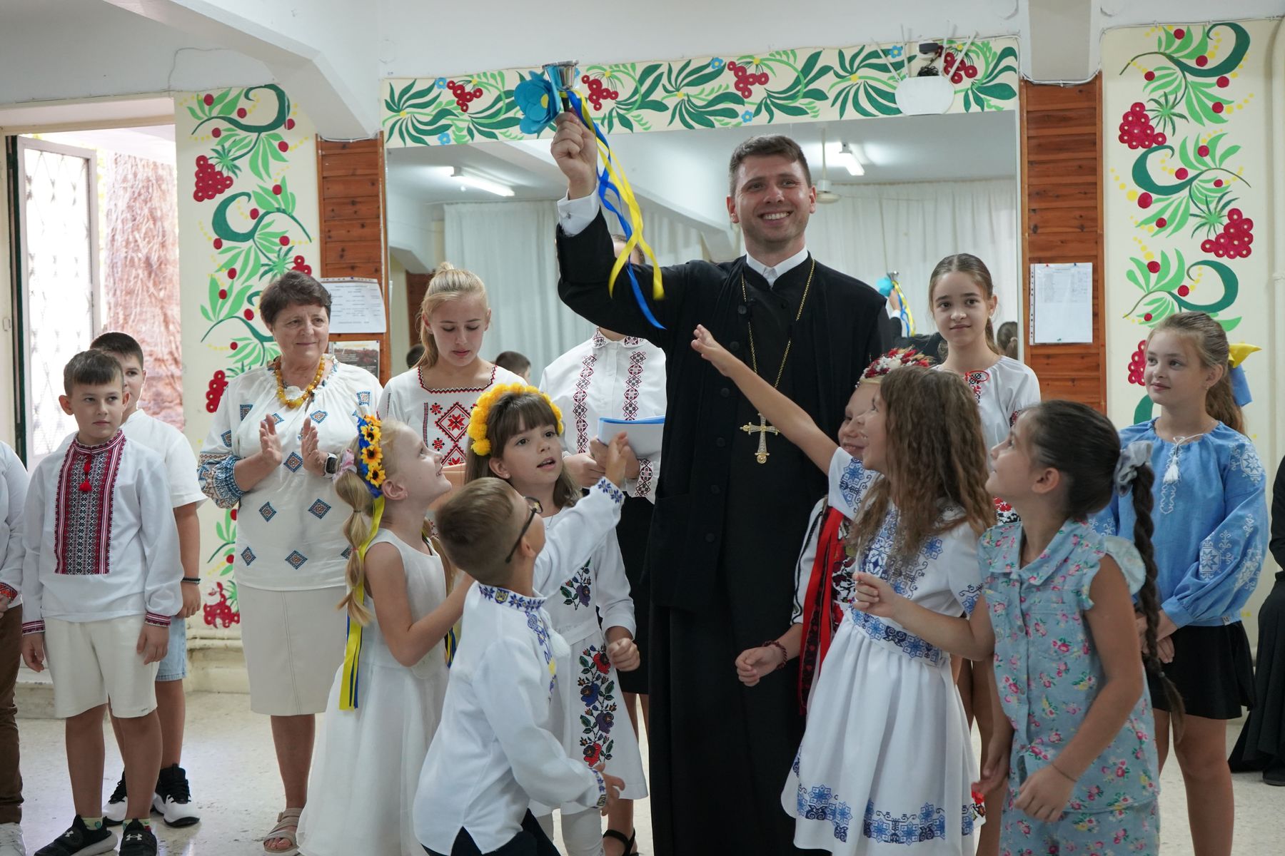 У Катехитичній школі УГКЦ в Афінах відбулось свято першого дзвоника