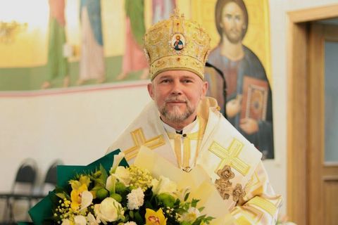 Блаженніший Святослав привітав владику Василя Тучапця з 10-річчям єпископства