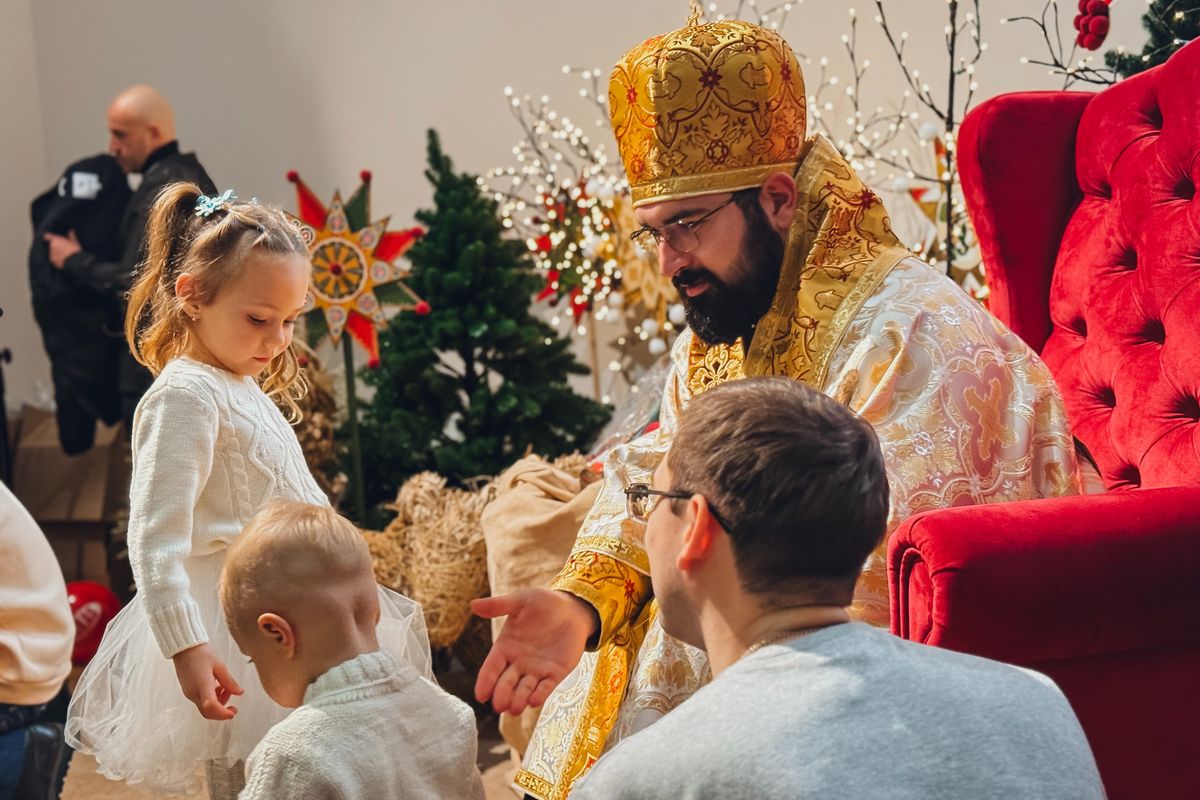Резиденція святого Миколая в Патріаршому домі об’єднує благодійників і дарує дітям радість 