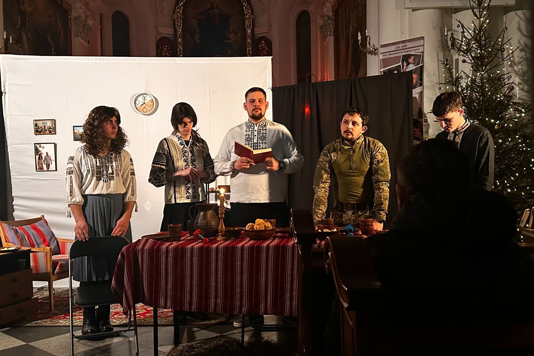 Семінаристи Київської семінарії презентували Різдвяну виставу на Сході та Півдні України