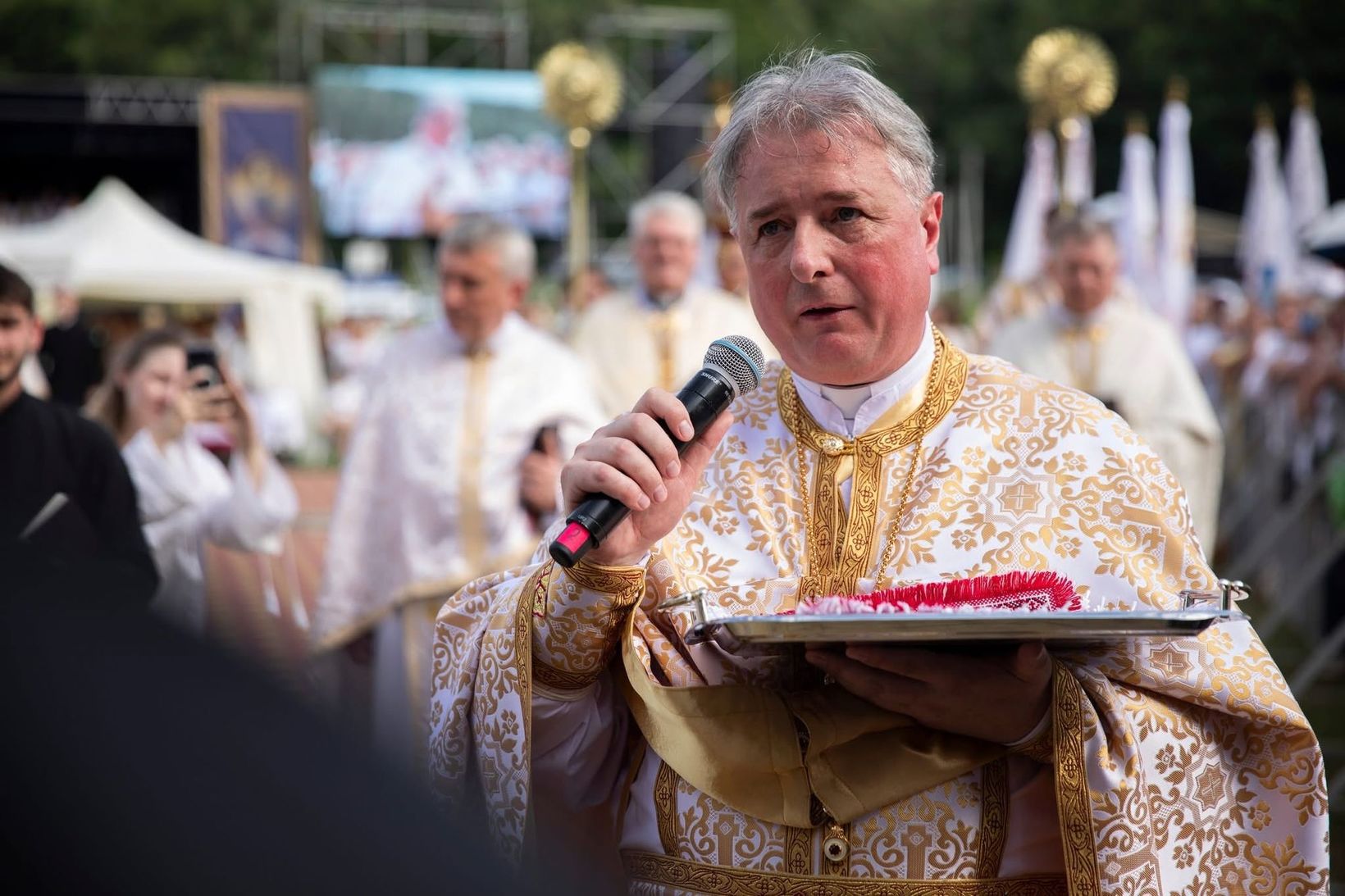 Глава УГКЦ у&nbsp;Страдчі: &laquo;Господь є&nbsp;господарем твого життя. Не&nbsp;бійся нікого, хто його забирає&raquo;