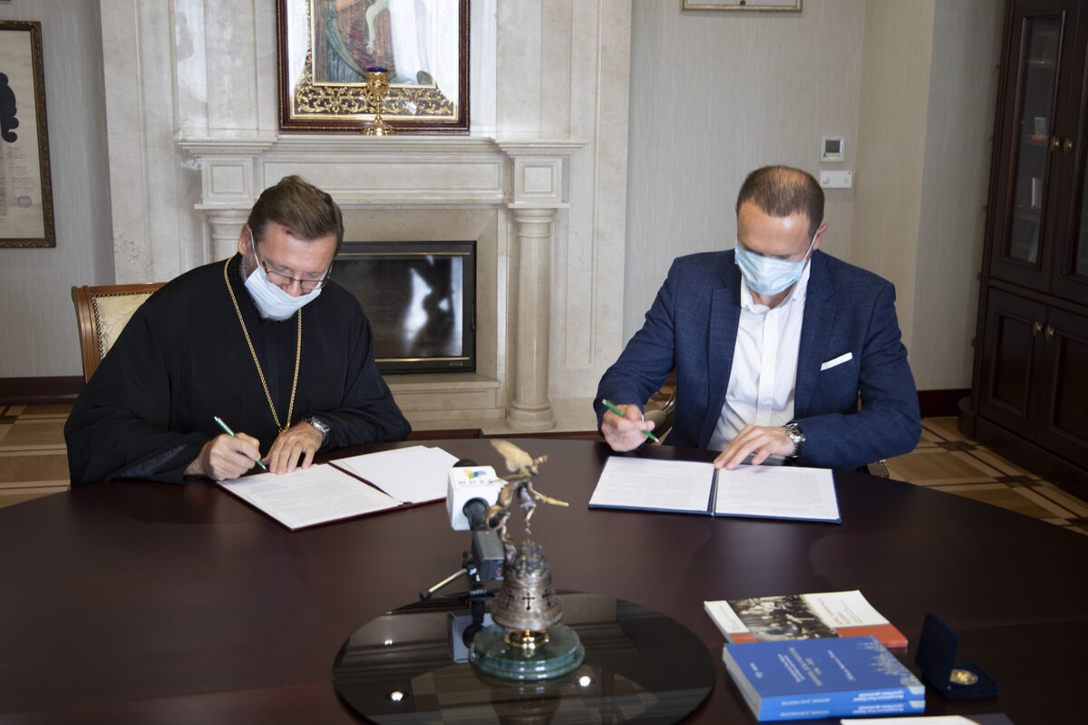 Рада Церков і Міносвіти підписали угоду про співпрацю, яка має на меті осягнути ціннісне виховання дітей і молоді