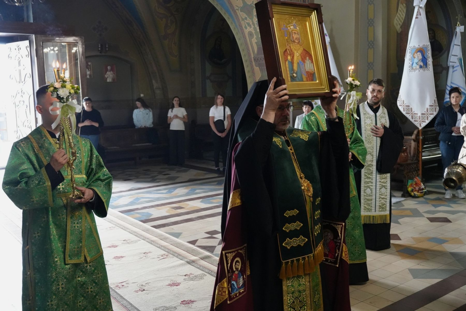 До Дрогобича прибула ікона з мощами святого рівноапостольного князя Володимира Великого