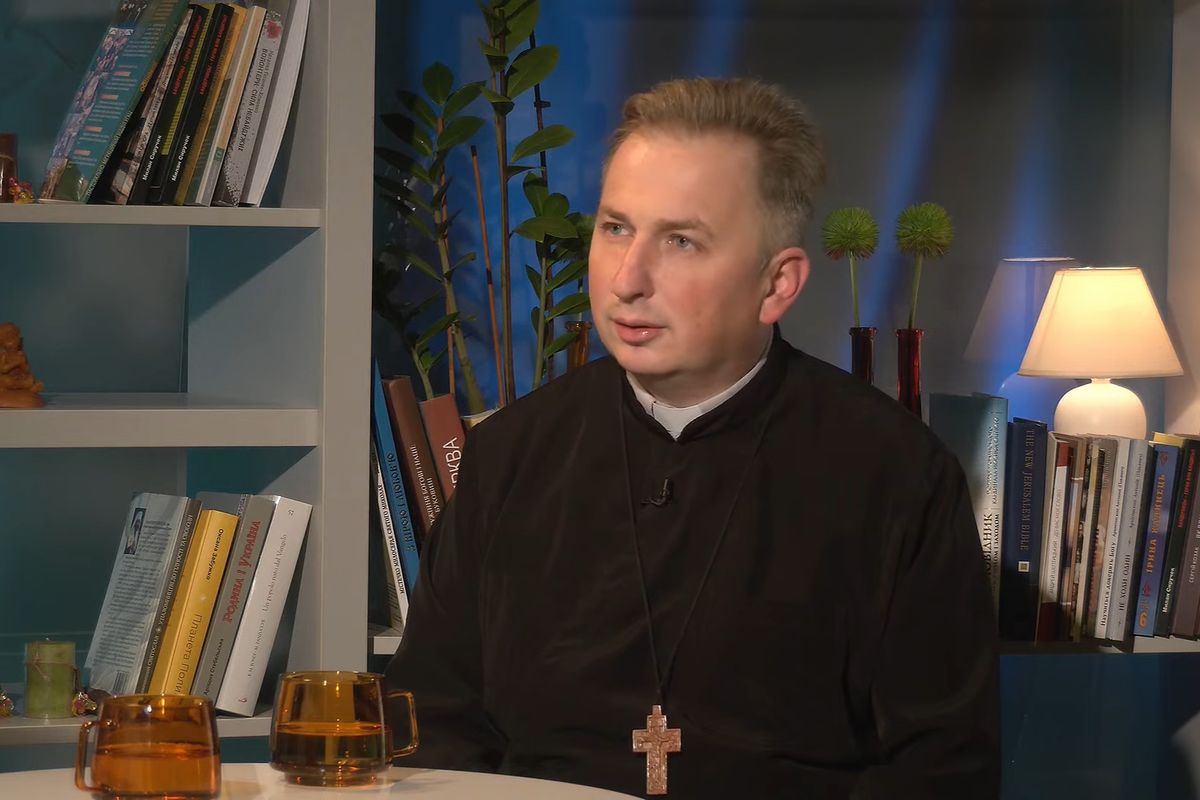 “People who perform in the choir are icon painters” – Father Andriy Bun on Chanting in the Liturgy