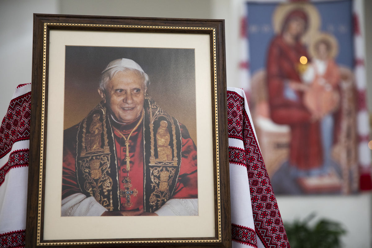 У день похорону папи-емерита Венедикта XVI в Патріаршому соборі відбудуться заупокійні богослужіння