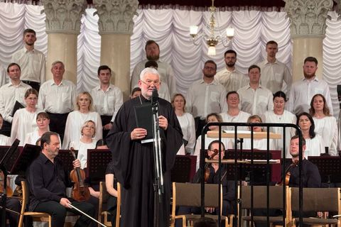 У Національній філармонії України відбувся мистецько-духовний вечір «Паломник миру»