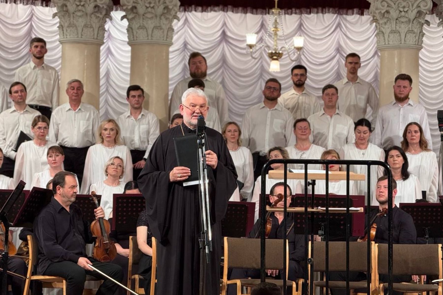У Національній філармонії України відбувся мистецько-духовний вечір &laquo;Паломник миру&raquo;