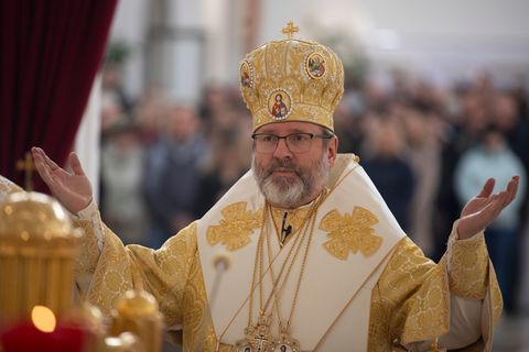 «Наш народ не просто слухає Боже слово, але відповідає на Нього молитвою», — Глава УГКЦ під час «Прощі з вервицею»