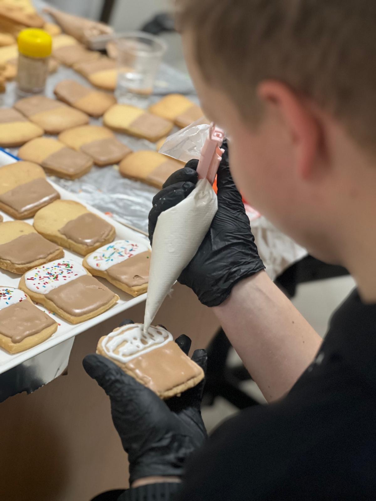 У Помпеях молодь зібрала 2000&nbsp;євро на&nbsp;підтримку ЗСУ та&nbsp;&laquo;Живого телебачення&raquo;