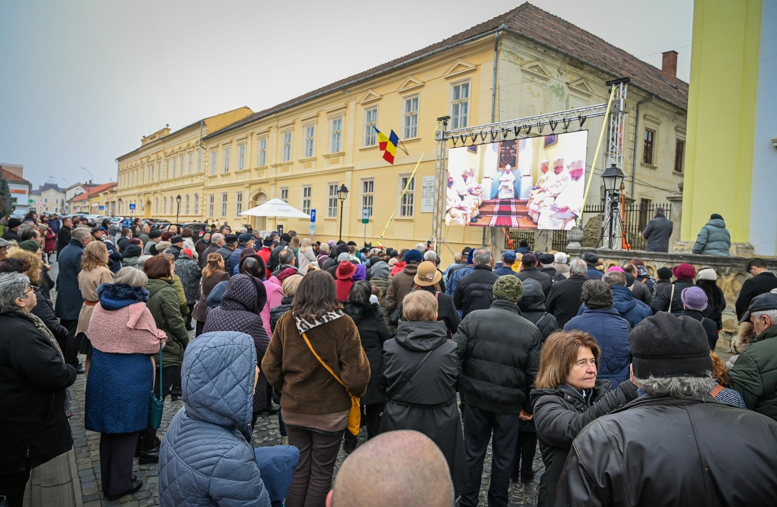 Владика Андрій Хім’як представив УГКЦ на інтронізації Глави Румунської Греко-Католицької Церкви Владика Андрій Хім’як представив УГКЦ на інтронізації Глави Румунської Греко-Католицької Церкви
