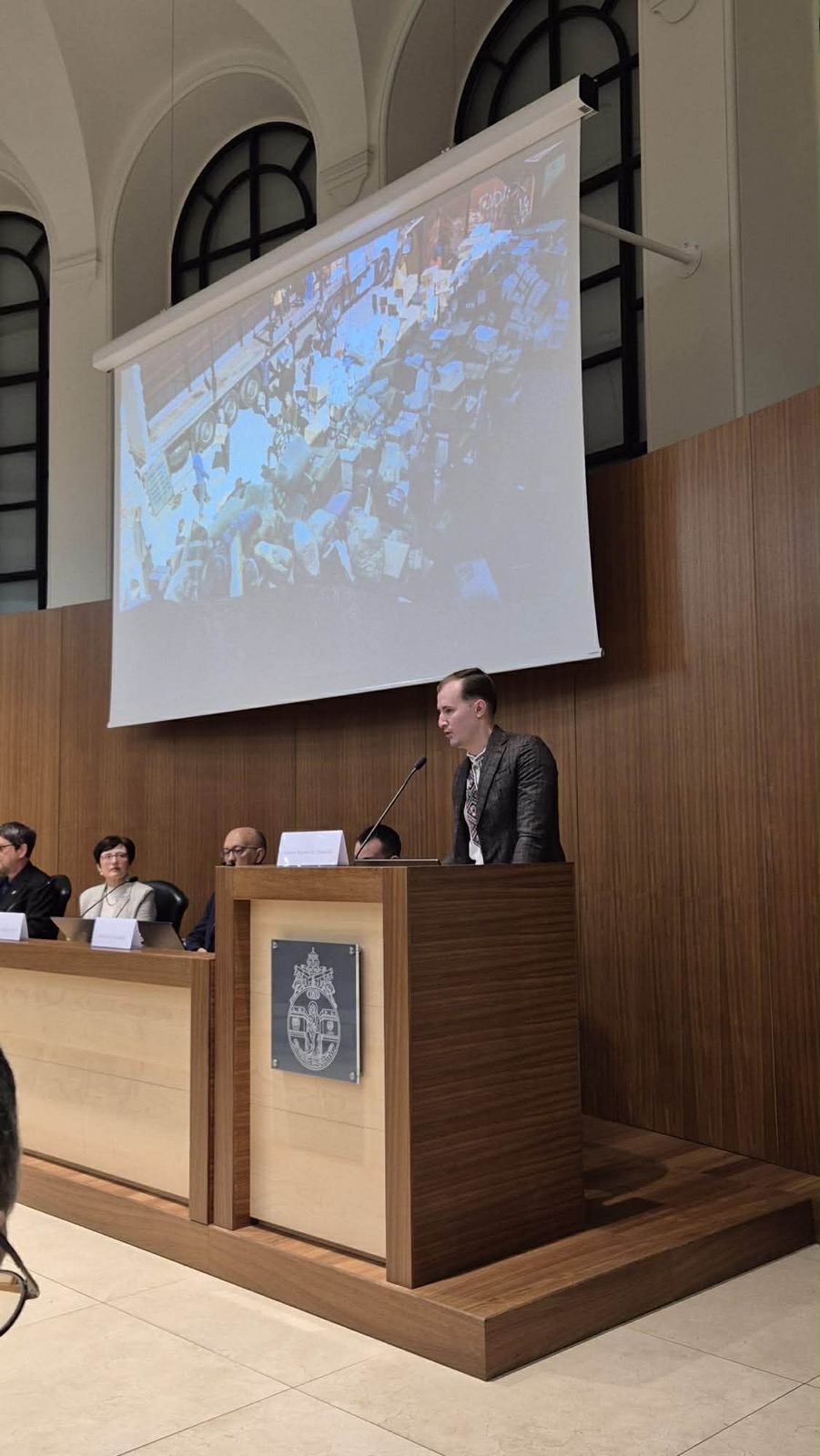 У Папському Григоріанському університеті представили свідчення про війну в Україні У Папському Григоріанському університеті представили свідчення про війну в Україні