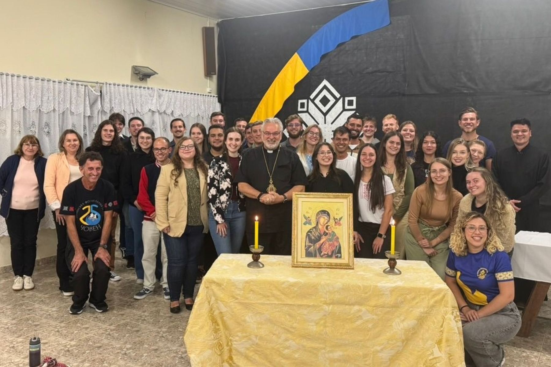 Владика Браян Байда зустрівся з&nbsp;українською молоддю Бразилії