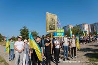 У пішу прощу на Крилоську гору вирушили паломники з різних куточків Прикарпаття У пішу прощу на Крилоську гору вирушили паломники з різних куточків Прикарпаття