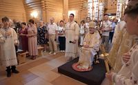 Від Зарваниці до&nbsp;Тернополя, Івано-Франківська та&nbsp;Коломиї: владики Синоду Єпископів УГКЦ молилися разом із&nbsp;парафіяльними громадами