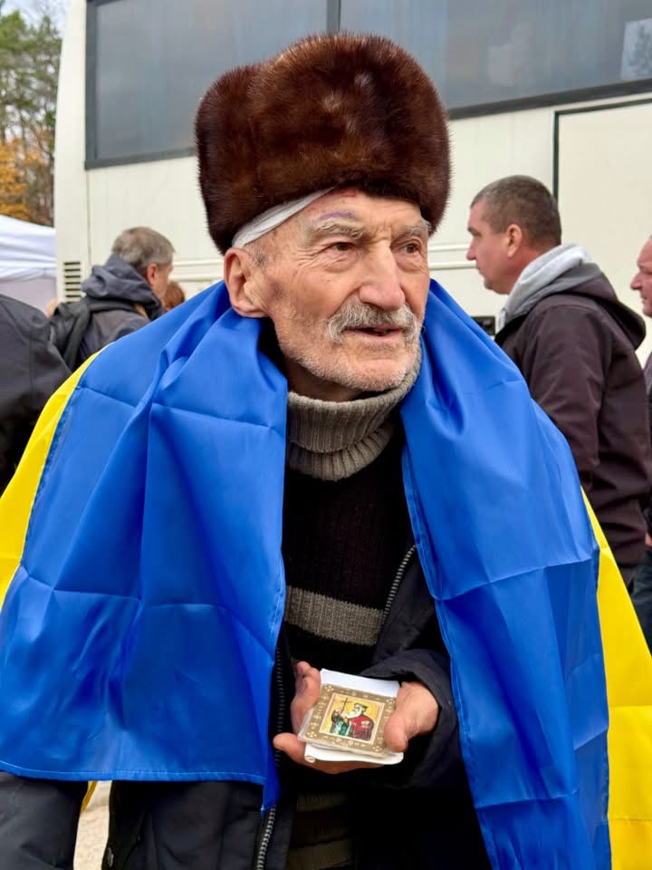 Карітас України та&nbsp;Карітас Чернігів зустріли евакуйованих жителів Олешок на&nbsp;кордоні з&nbsp;Білоруссю