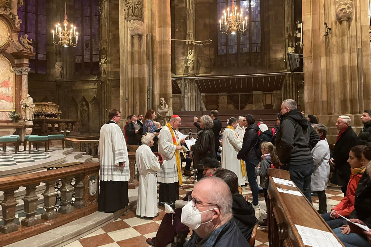 «Знак солідарності і підтримки України»: У Відні українці мали спільну молитву та зустріч з кардиналом Шенборном