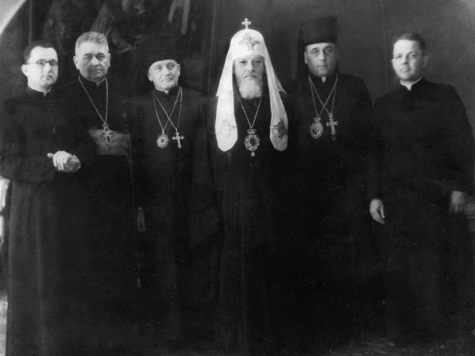 Члени так званої «ініціативної групи», яка стала інструментом НКВС для ліквідації УГКЦ. Москва, 1946 рік