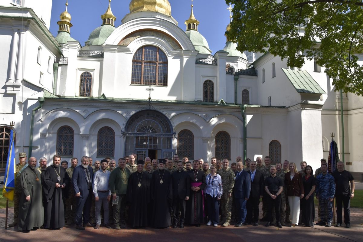 У Софії Київській відбувся сьомий випуск військових капеланів ЗСУ