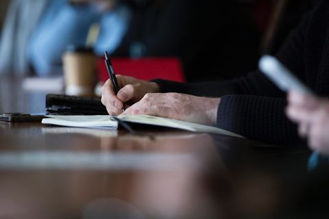 Українську молодь у Європі Патріарша комісія запрошує взяти участь в опитуванні