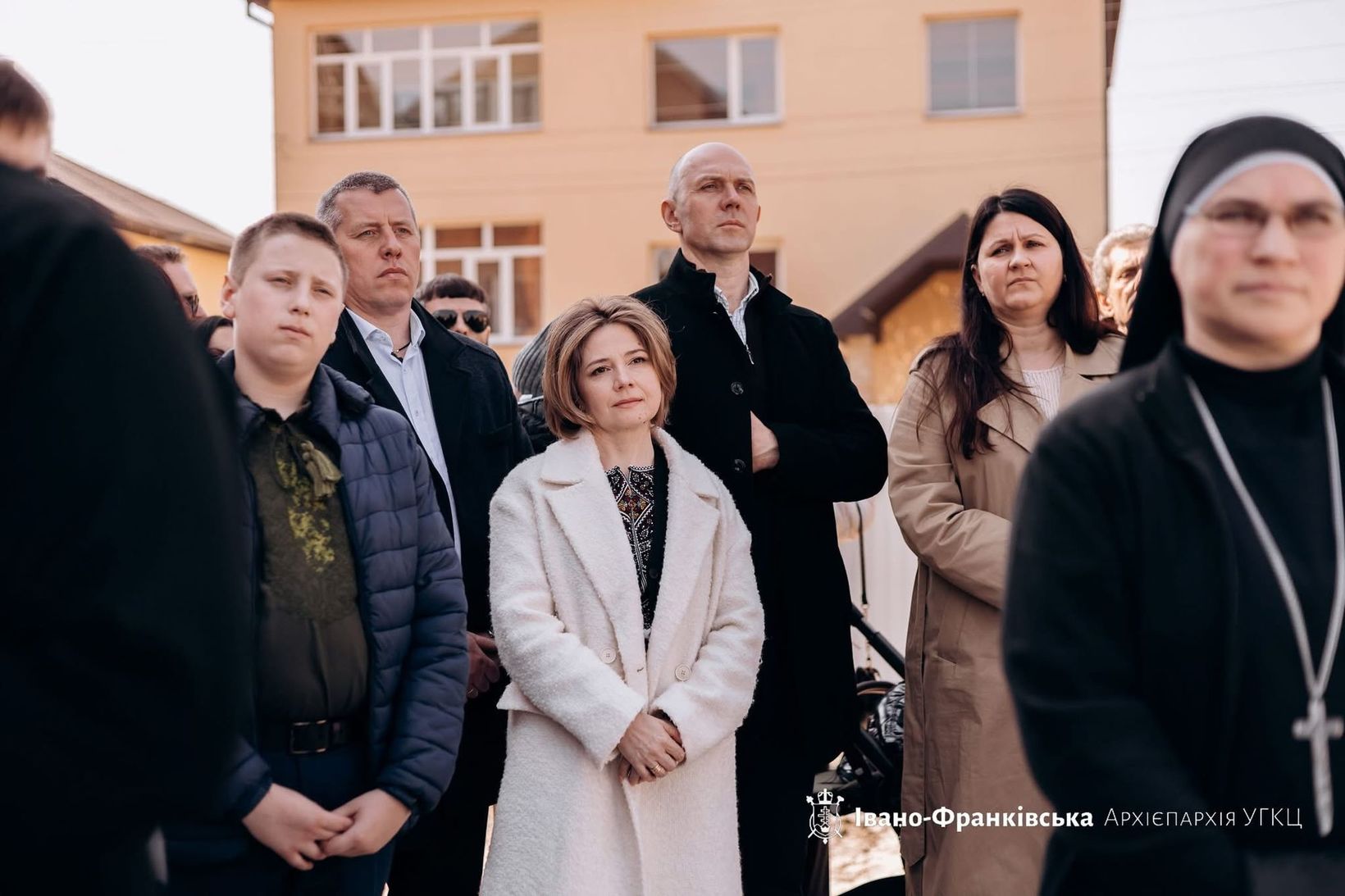 В Івано-Франківській архиєпархії освятили наріжний камінь майбутнього центру реабілітації та&nbsp;паліативної допомоги