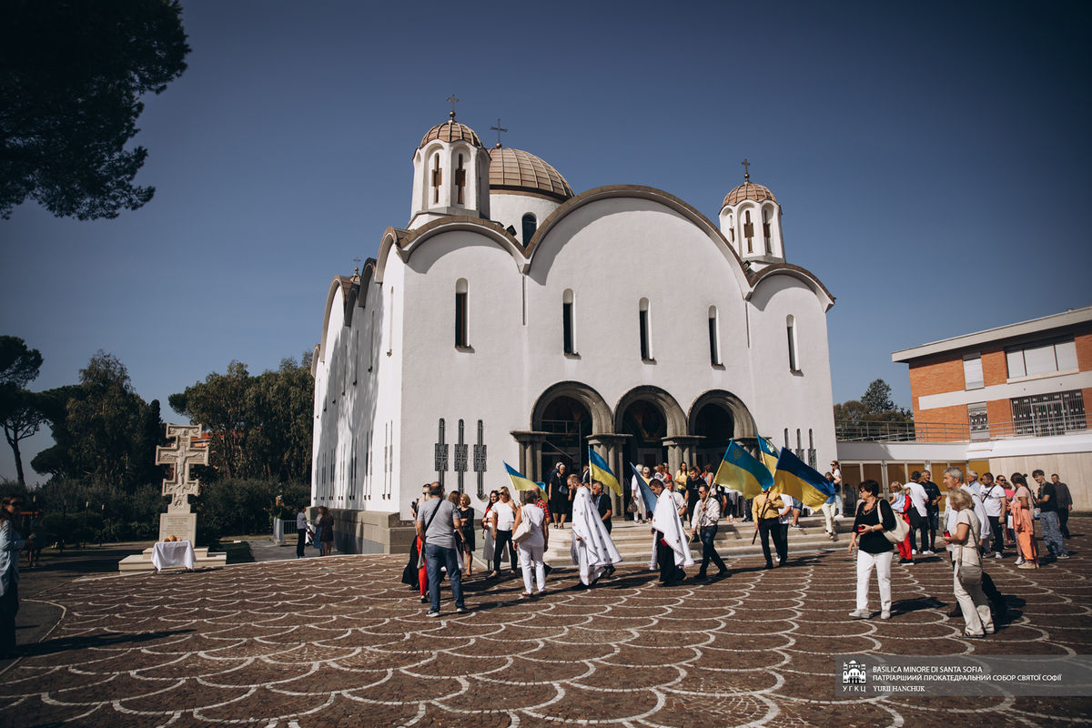 У прокатедрі Святої Софії відбулися святкові Богослужіння в день Покрову Пресвятої Богородиці