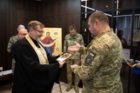 Глава УГКЦ освятив ікону Покрова Богородиці для українських захисників неба Глава УГКЦ освятив ікону Покрова Богородиці для українських захисників неба