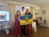 Під час творчого вечора &laquo;Любов уміє відпускати&raquo; у&nbsp;США зібрали 3 000 доларів&nbsp;на&nbsp;підтримку ЗСУ