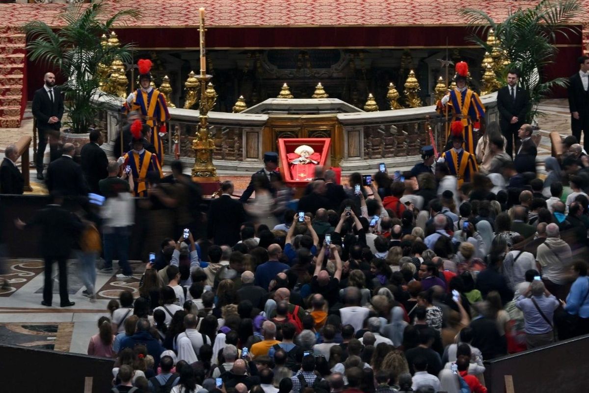Pope Francis’ coffin to be sealed in rite on Friday evening