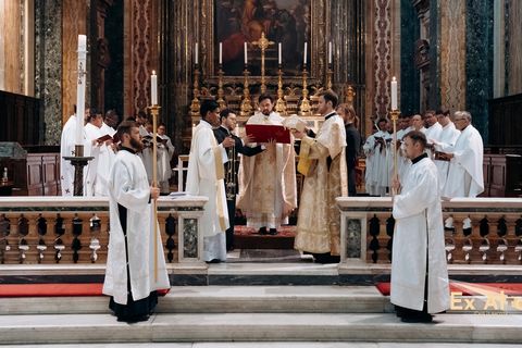 Українські студенти в Римі організували візантійську Літургію та благодійний збір для прифронтових регіонів